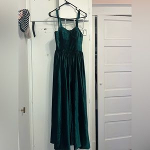 Emerald green velvet dress. Size 4